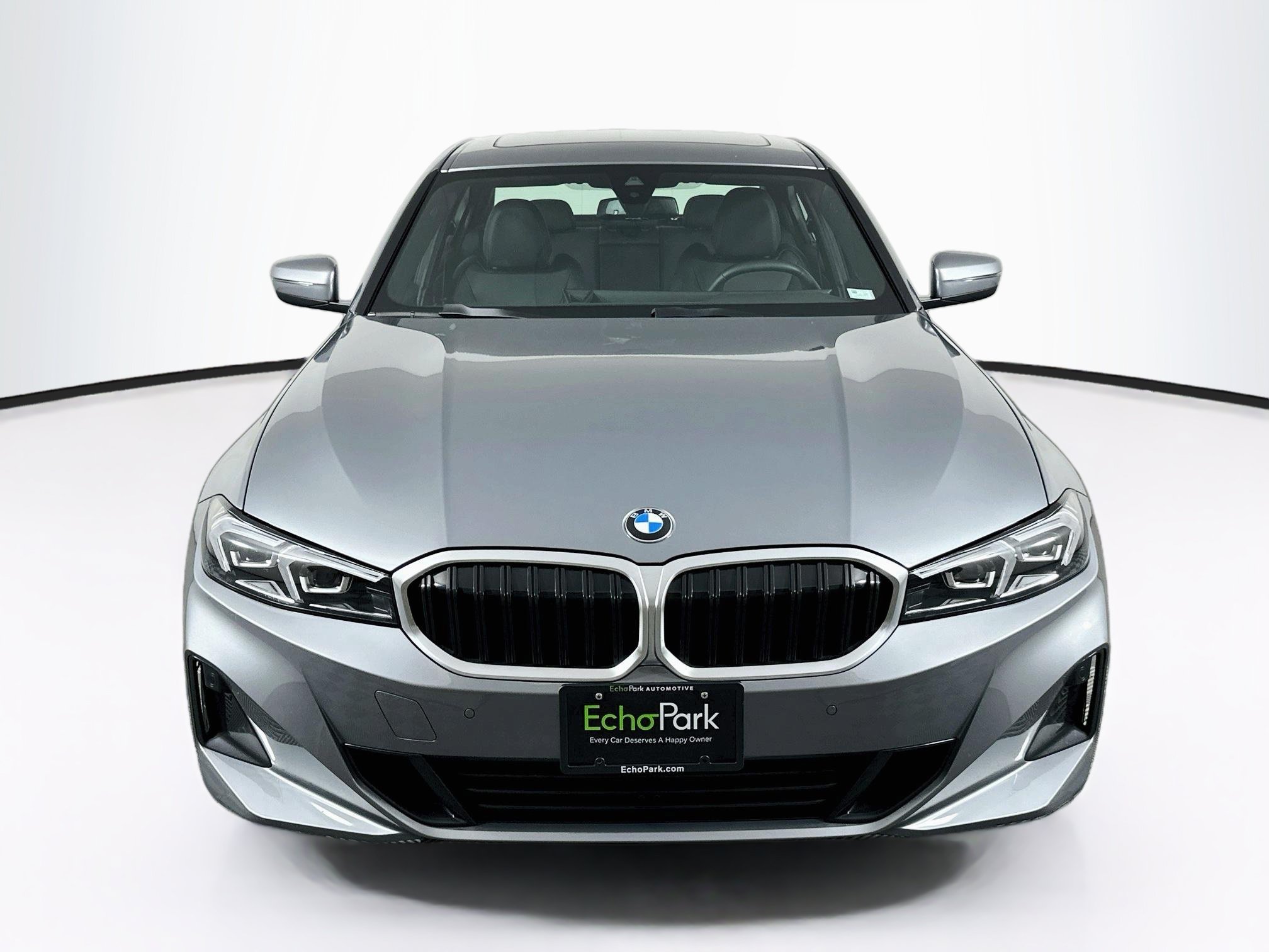 Used 2026 BMW 330i xDrive Sedan w/ Convenience Package AWD/4WD image 2