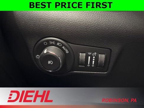 New 2026 Jeep Compass Limited image 23