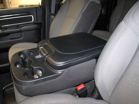 Used 2024 RAM 3500 Big Horn image 18