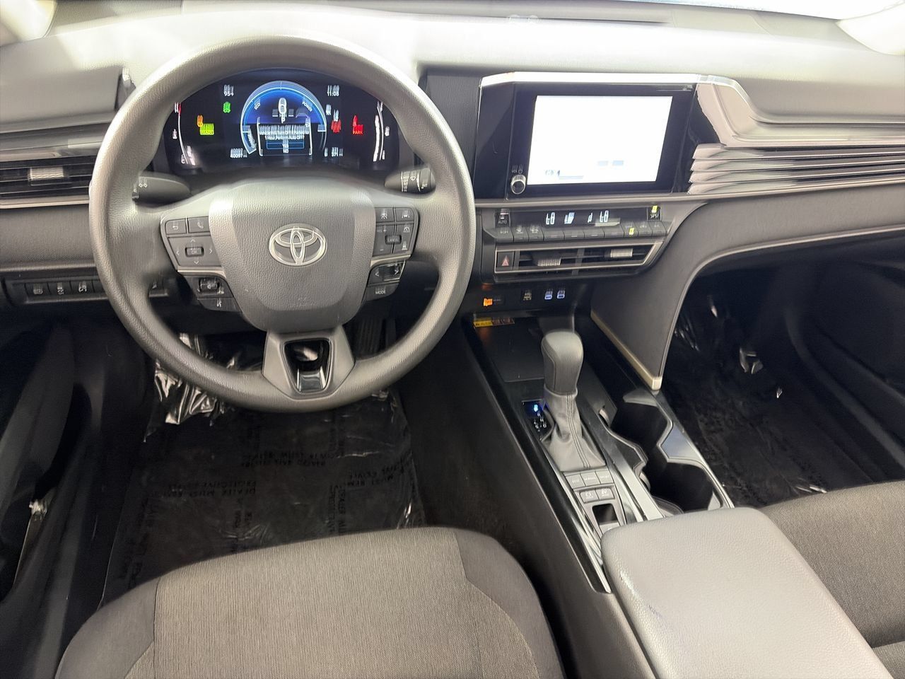Used 2025 Toyota Camry LE FWD image 20