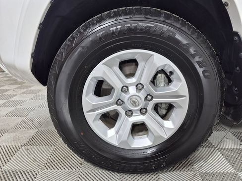 Used 2023 Toyota 4Runner SR5 Premium RWD image 31