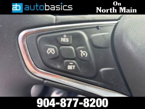 Used 2018 Chevrolet Malibu LT FWD image 25