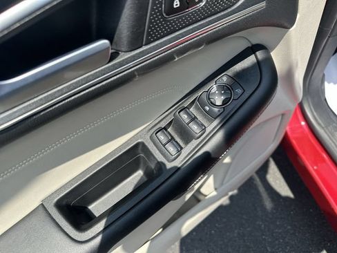 Used 2023 Ford Edge Titanium w/ Equipment Group 301A AWD/4WD image 17