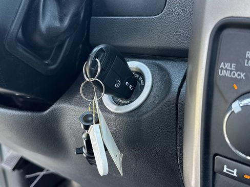 Used 2014 RAM 2500 Power Wagon w/ Luxury Group image 32