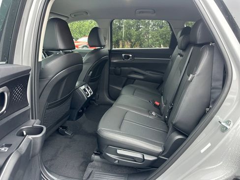 New 2026 Kia Sorento S image 13