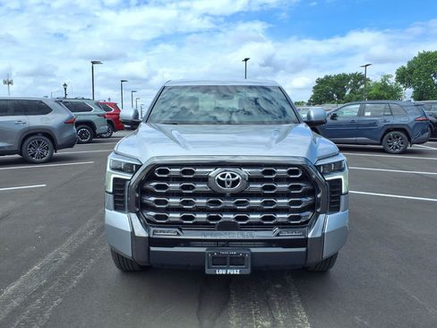 Used 2024 Toyota Tundra Platinum AWD/4WD image 32