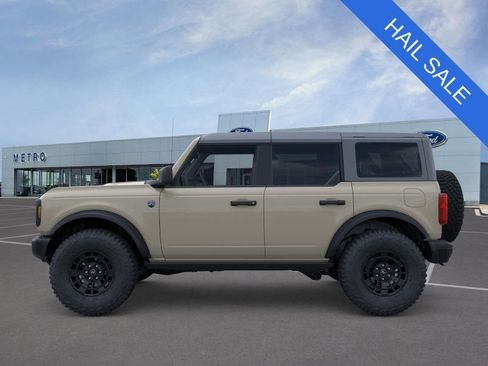 New 2026 Ford Bronco Big Bend w/ Black Diamond Package AWD/4WD image 3