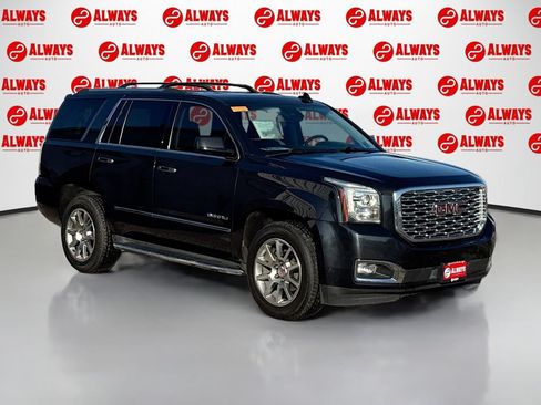 Used 2020 GMC Yukon Denali w/ Open Road Package RWD image 3