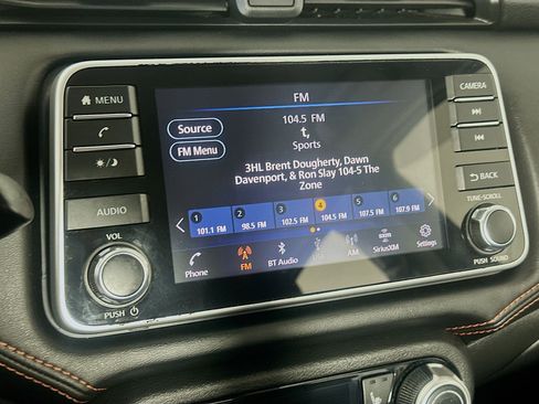 Used 2020 Nissan Versa SR w/ Convenience Package FWD image 21
