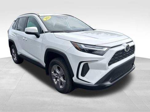 Used 2024 Toyota RAV4 XLE w/ Convenience Package AWD/4WD image 7