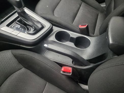 Used 2018 Hyundai Elantra SEL image 26