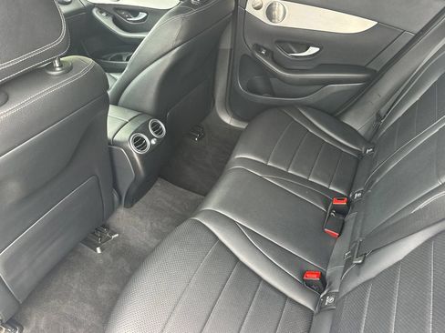 Used 2021 Mercedes-Benz GLC 300 image 12
