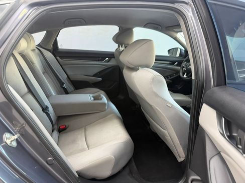 Used 2018 Honda Accord LX image 24
