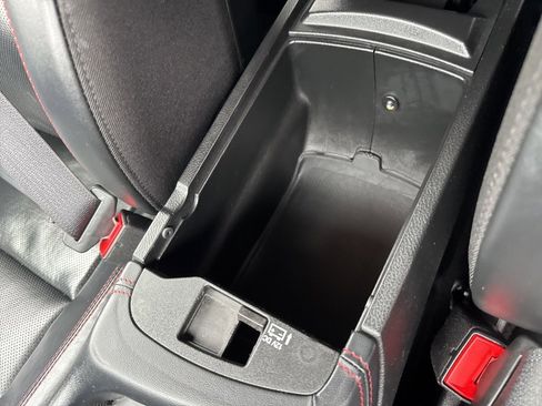 Used 2024 Dodge Durango GT image 40