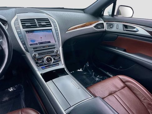 Used 2020 Lincoln MKZ Reserve w/ Elements Package FWD image 24