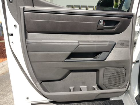 Used 2024 Toyota Tundra SR image 12