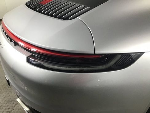 Certified 2021 Porsche 911 Carrera 4 AWD/4WD image 16