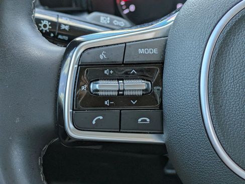 Certified 2023 Kia Sorento S FWD image 19