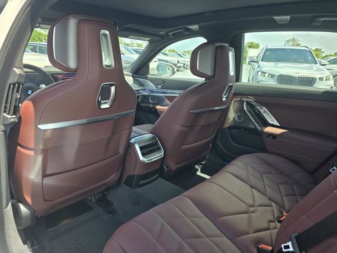 New 2026 BMW 760i xDrive w/ Executive Package AWD/4WD image 12