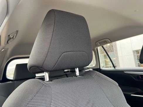 Used 2025 Toyota RAV4 LE image 17