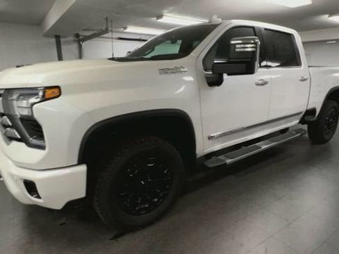 New 2025 Chevrolet Silverado 2500 High Country w/ Technology Package AWD/4WD image 4
