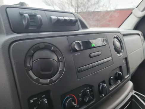 Used 2014 Ford E-350 and Econoline 350 Super Duty w/ Power Group image 55