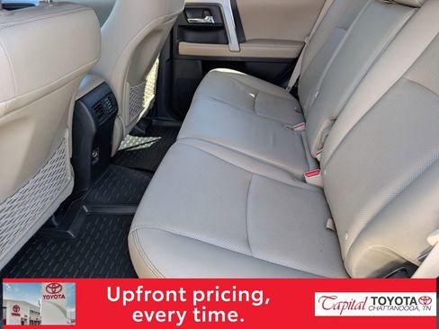 Used 2014 Toyota 4Runner Limited AWD/4WD image 10