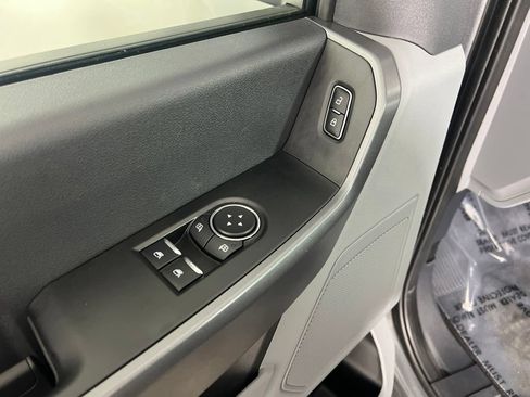 Used 2025 Ford F350 XLT AWD/4WD image 14