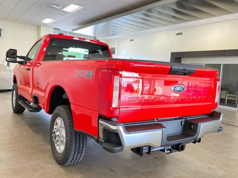 New 2026 Ford F250 XLT w/ FX4 Off-Road Package AWD/4WD image 5