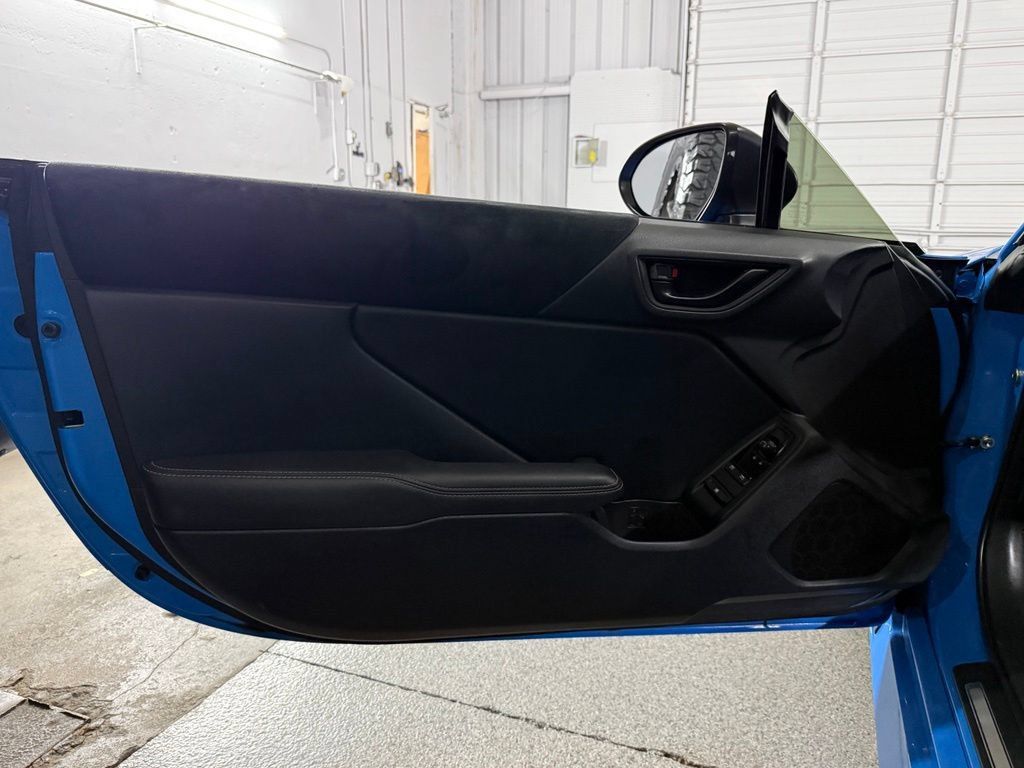 Used 2023 Toyota GR86 Premium w/ ALL Weather Mat Package (TMS) RWD image 28