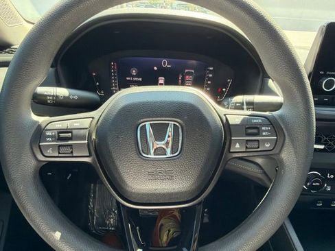 Used 2024 Honda Accord EX image 29
