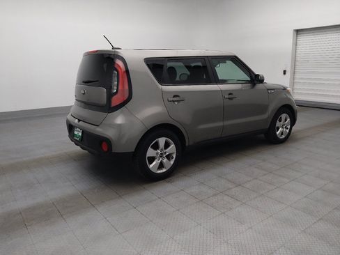 Used 2017 Kia Soul FWD image 10