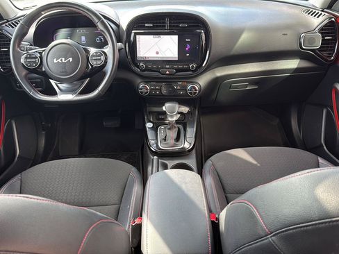 Used 2025 Kia Soul GT-Line FWD image 42