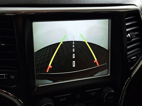 Used 2018 Jeep Grand Cherokee Summit w/ Platinum Series Group image 13