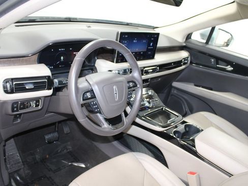 Used 2023 Lincoln Nautilus Reserve FWD image 23