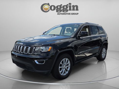 Used 2021 Jeep Grand Cherokee Laredo RWD image 1