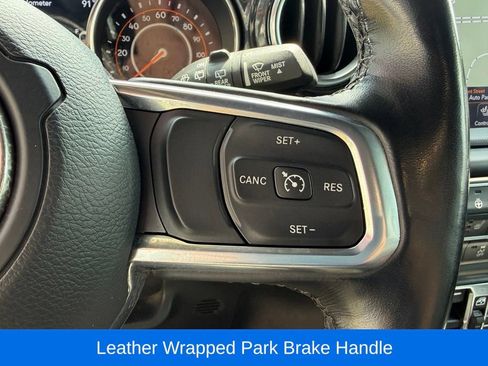 Used 2021 Jeep Wrangler Unlimited Sahara AWD/4WD image 21