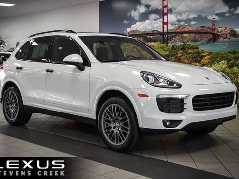 Used 2017 Porsche Cayenne Platinum Edition AWD/4WD image 1