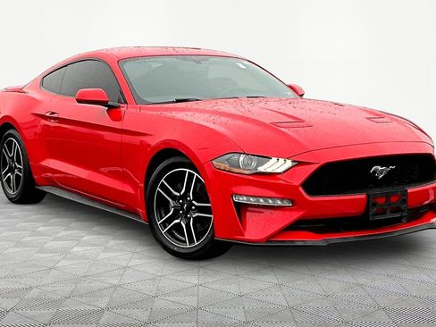 Used 2020 Ford Mustang Coupe w/ Equipment Group 101A RWD image 3