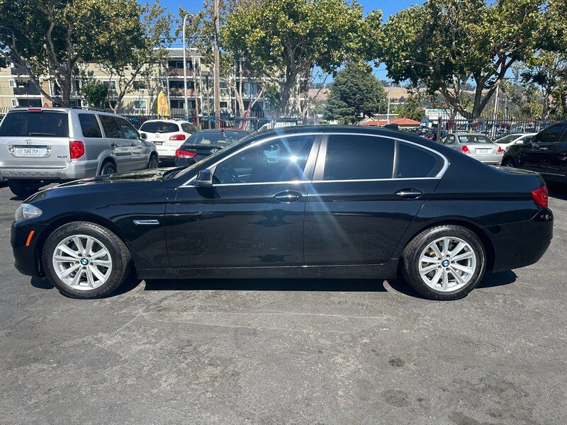 Used 2015 BMW 528i xDrive Sedan AWD/4WD image 8