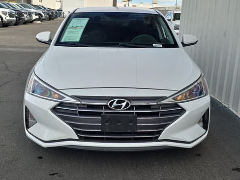 Used 2019 Hyundai Elantra SE w/ Cargo Package image 2