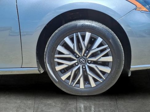 Used 2023 Nissan Altima 2.5 SV AWD/4WD image 9