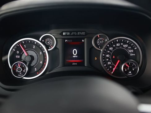 New 2026 RAM 2500 Tradesman AWD/4WD image 31