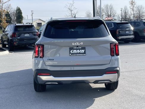 New 2026 Kia Sorento S w/ S Panoramic Sunroof Package image 6