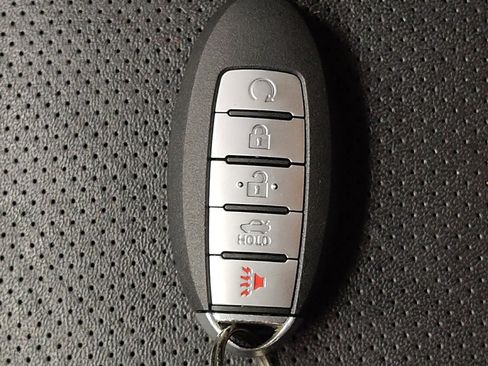 Used 2017 INFINITI Q50 3.0t Premium w/ Driver Assistance Package image 32