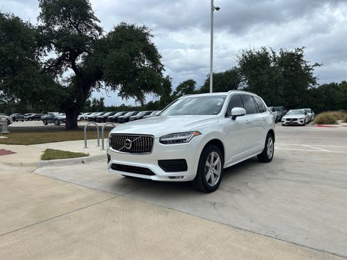 Certified 2023 Volvo XC90 B6 Core w/ Climate Package image 2