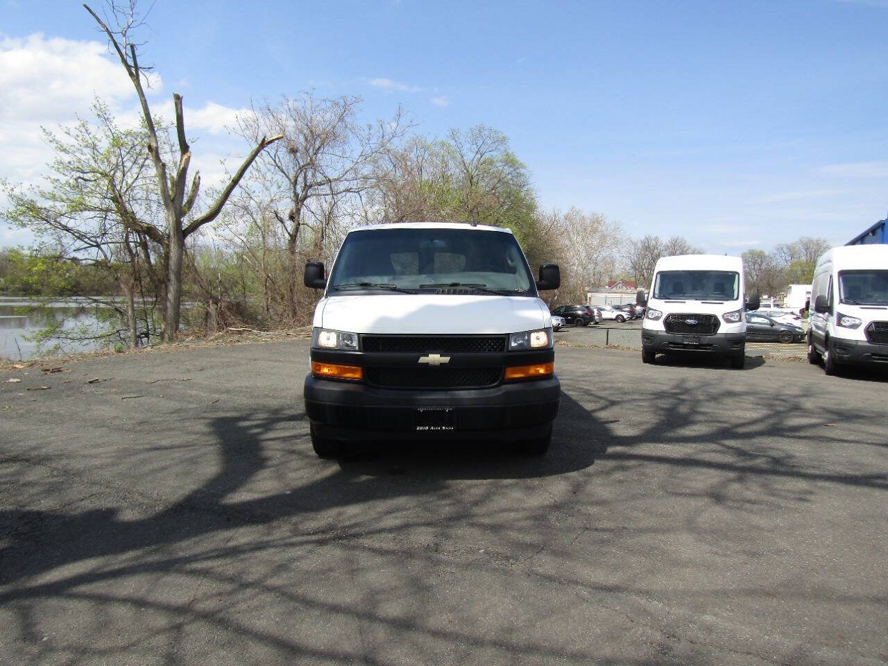 Used 2021 Chevrolet Express 2500 w/ Driver Convenience Package RWD image 31