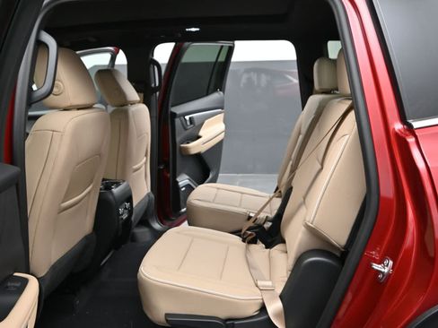 New 2026 Buick Enclave Preferred w/ Power Package AWD/4WD image 14