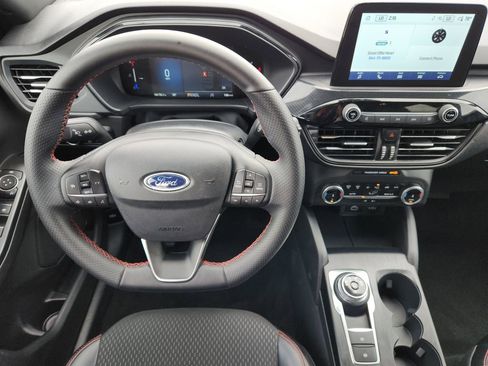 Used 2025 Ford Escape ST-Line image 33