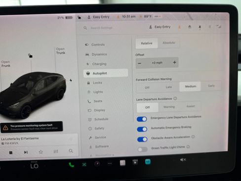 Used 2022 Tesla Model Y Performance AWD/4WD image 28